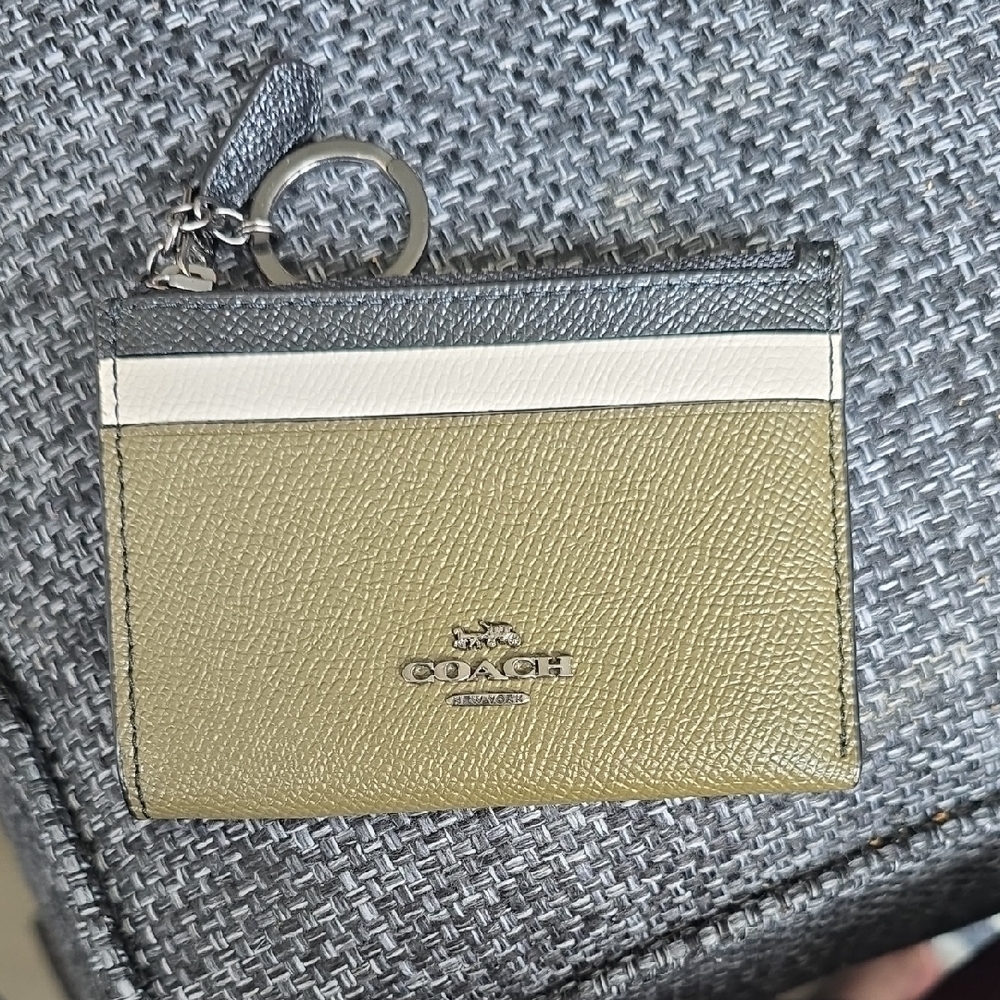 Coach Tricolor Leather Card Case